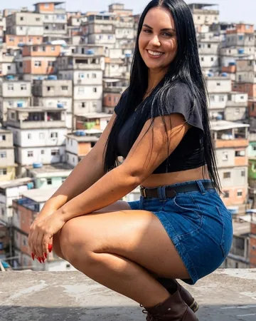 Nyelly, anfitriona verificada